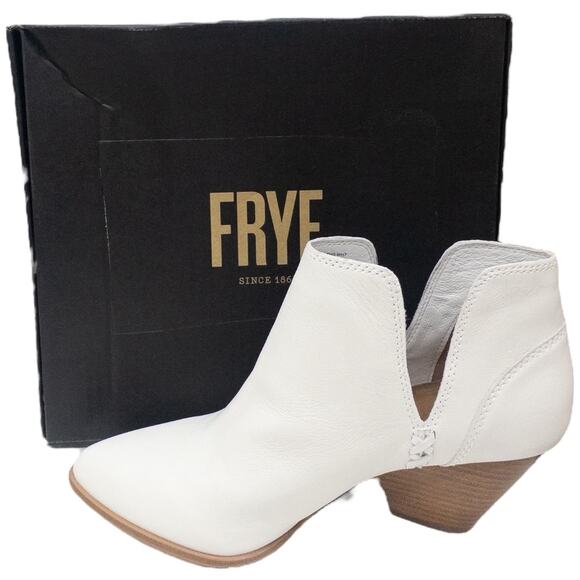Frye Reina Cut Out White Ankle Boots 70345 Women's Size 9.5 - Picture 1 of 11